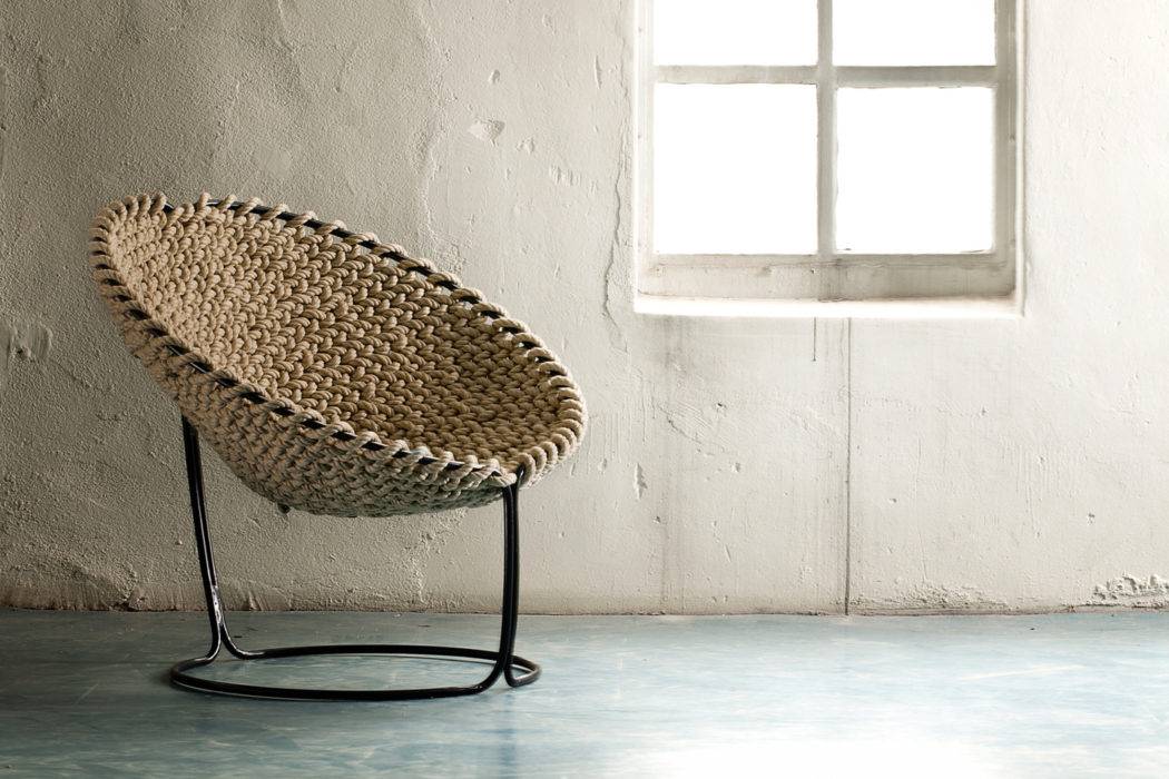 Fauteuil-FEMME-by-Rik-Ten-Velden