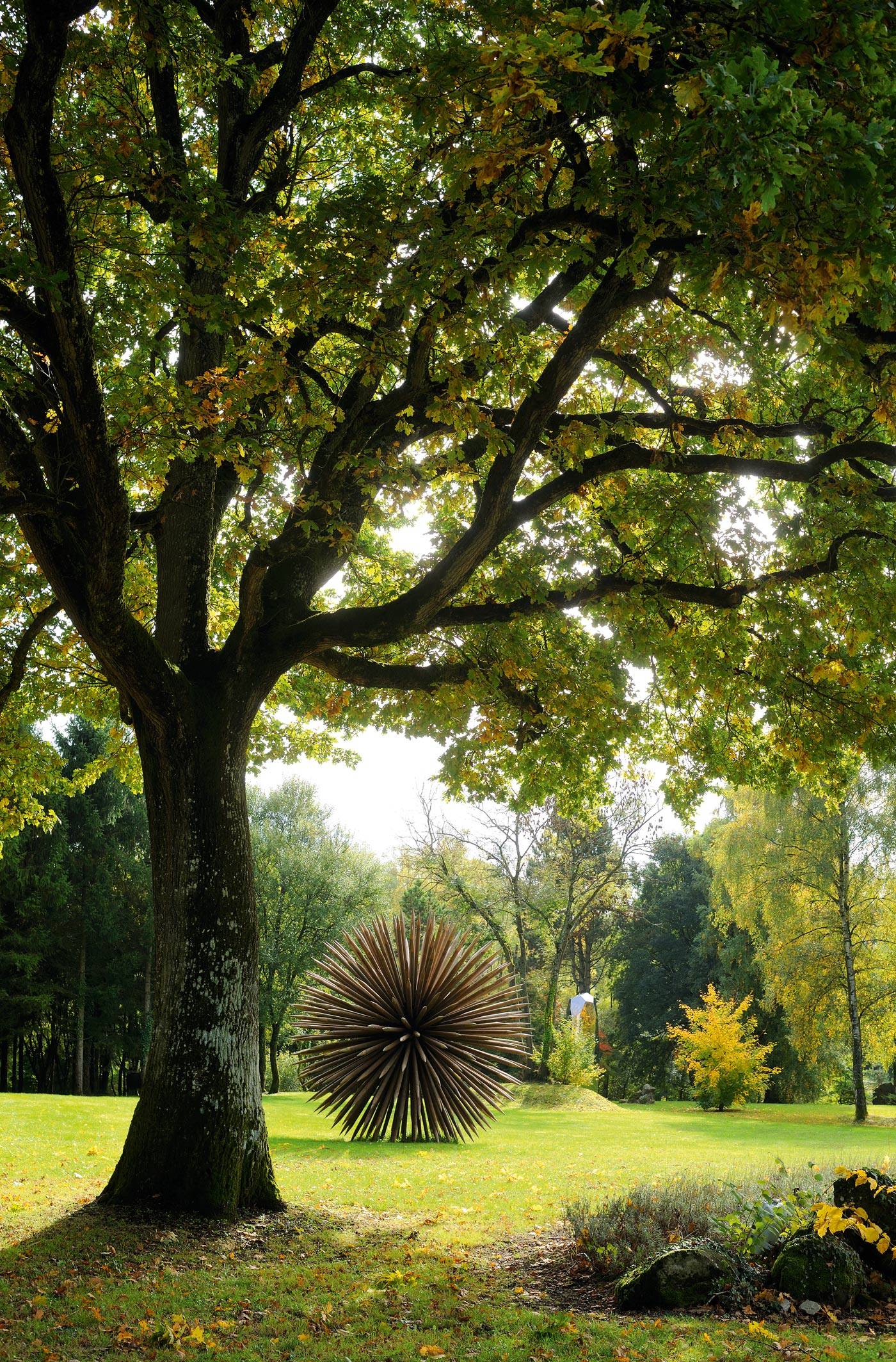 Sculpture « Théorème des Dictateurs » de Vincent Mauger (2011).