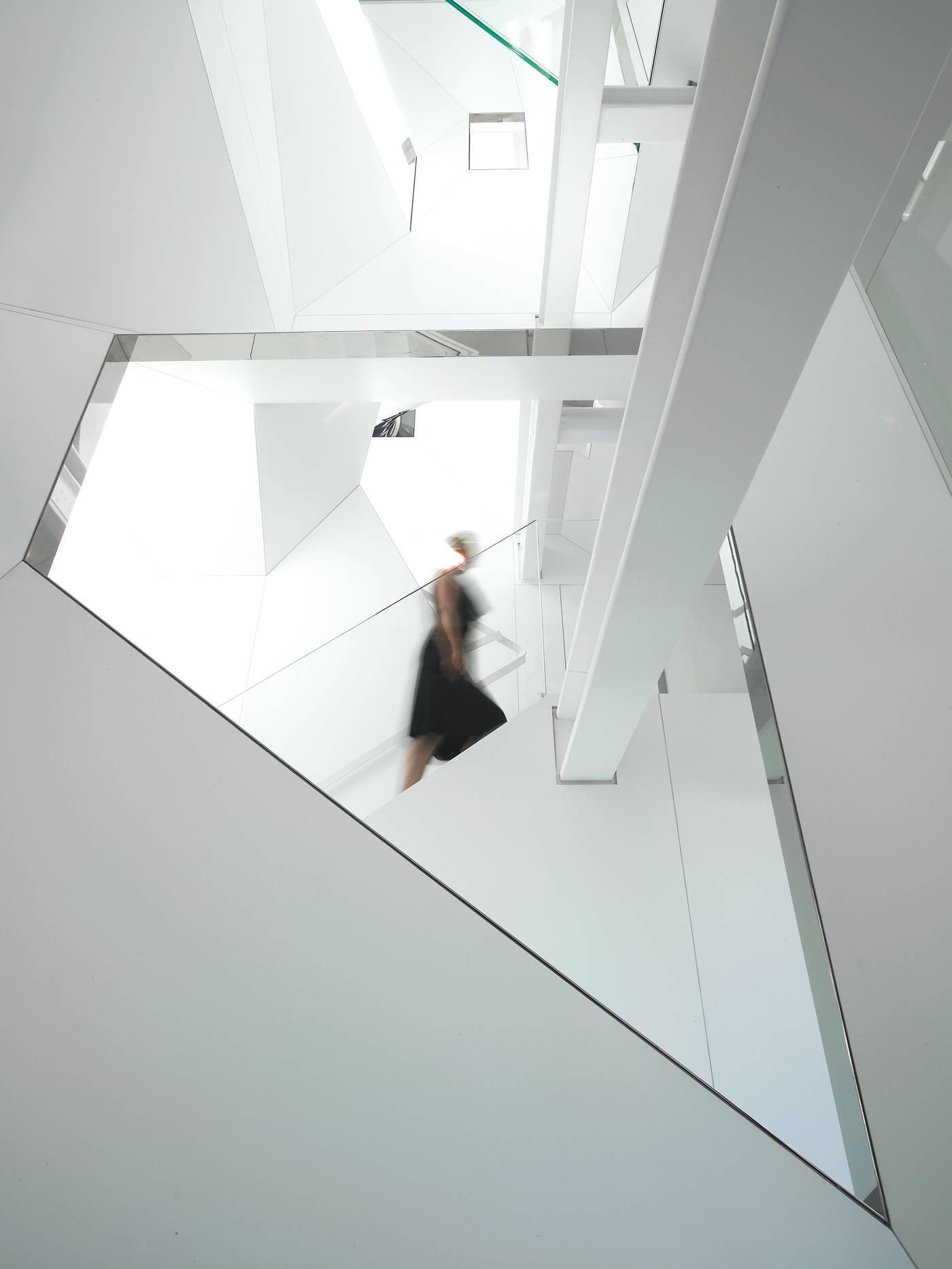 house-in-the-sky_hotson-vinas_architecture_nassau-st-nyc