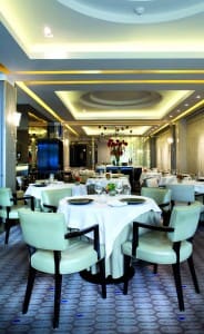 121-clive-owen_Page_2_Image_0002